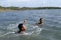 Tham thì thâm