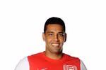 Arsenal chính thức có Mertesacker và Andre Santos