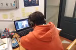 Livestream dạy học, giao lồng tiếng, thuyết minh phim, học sinh nghỉ mà vẫn học