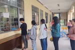 Tuyển sinh bổ sung lớp 10 ở TPHCM: Trường không có hồ sơ nào, nơi nhận gần 200 