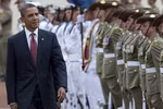 Tài liệu mật của Obama bị vứt xuống rãnh nước