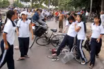 Giáo dục trẻ chỉ mình ngành giáo dục thôi chưa đủ