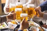 Rượu bia quá đà vào ngày Tết và những hệ lụy