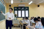 Bộ GD yêu cầu nhà trường không được bắt người học trình sổ hộ khẩu, sổ tạm trú