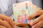 Thành tích nào của giáo viên dùng để nâng lương trước niên hạn?