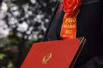 Trường ĐH địa phương gặp bất lợi trong chiêu mộ GS, PGS vì ở gần thành phố lớn