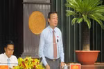 Ông Lê Hồng Sơn nói nếu không có thù lao của nhà xuất bản thì ai làm sách?