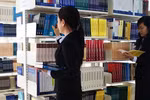 Nhân viên trường học đang đứng ngoài lề thông tư xếp ngạch, xếp lương của Bộ