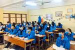 Đi học, học sinh và sinh viên có nhất thiết đeo khẩu trang?
