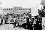 Ngày 30/4 nói chuyện nghịch lý "chim khách và quạ"