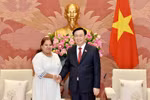 Việt Nam luôn là người bạn thuỷ chung, sẵn sàng chia sẻ với Cuba