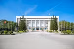 Từ 2026, Đại học Quốc gia TP.HCM được tự quy định tiêu chuẩn, điều kiện, bổ nhiệm, miễn nhiệm GS,PGS