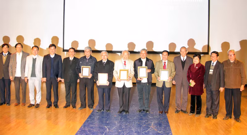 Xúc động buổi gặp gỡ, chia tay các hội viên VIPUA ảnh 3 Xúc động buổi gặp gỡ, chia tay các hội viên VIPUA ảnh 3