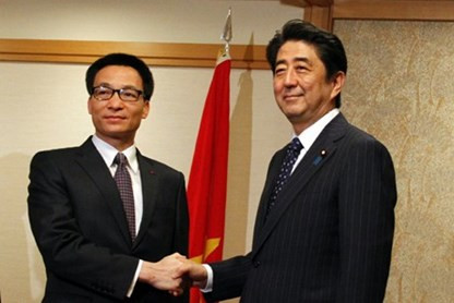 Phó Thủ tướng Vũ Đức Đam hội kiến Thủ tướng Nhật Bản Shinzo Abe Phó Thủ tướng Vũ Đức Đam hội kiến Thủ tướng Nhật Bản Shinzo Abe