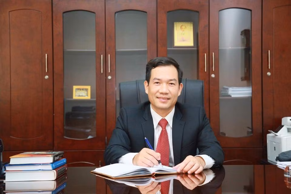 Phó Giáo sư, Tiến sĩ Lê Văn Cảnh là ứng viên giáo sư trẻ tuổi nhất năm 2022. (Ảnh: Trường Đại học Quốc tế, Đại học Quốc gia Thành phố Hồ Chí Minh).