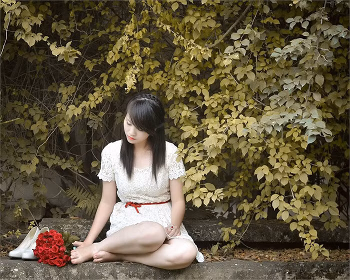 >>Những hotgirl xinh đẹp làm điên đảo cư dân mạng Những nữ sinh đẹp mê hồn giữa đầm sen >>Phát sốt vì vẻ đẹp baby của cô giáo tương lai >>So độ siêu kute của những nữ sinh đình đám nhất Thủ đô >>Phát sốt vì 4 nữ giáo viên xinh đẹp >>Cư dân mạng "điên đảo" vì nhan sắc nữ sinh Trương Tân Uyển >>Hoa khôi ĐH Thương Mại 2012 duyên dáng áo dài