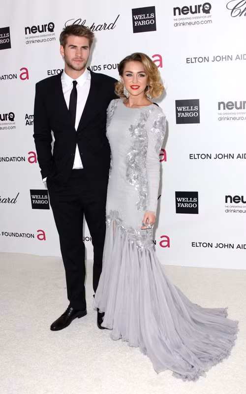 Miley Cyrus và bạn trai Liam Hemsworth