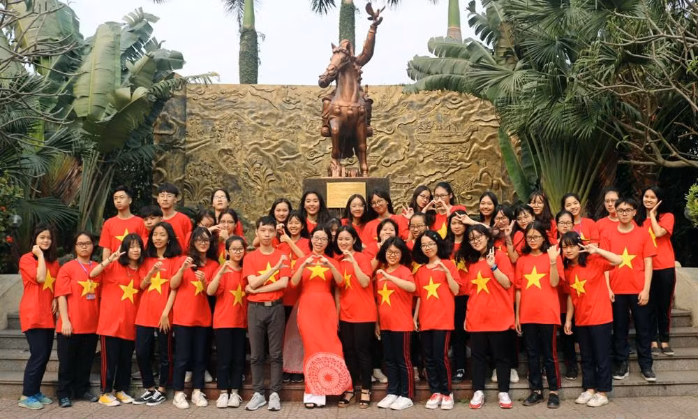 Theo cô Nga:Trong suốt mười mấy năm đi dạy thì tôi luôn đi theo tôn chỉ tìm nguyên nhân để ưu tiên giải pháp. Ảnh: Nhân vật cung cấp. Theo cô Nga:Trong suốt mười mấy năm đi dạy thì tôi luôn đi theo tôn chỉ tìm nguyên nhân để ưu tiên giải pháp. Ảnh: Nhân vật cung cấp.