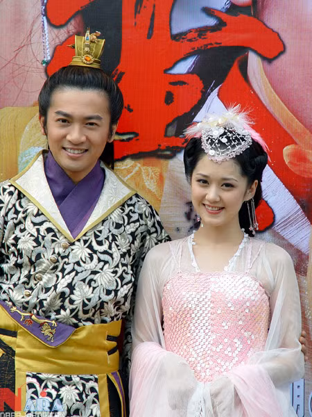 20. Công chúa bướng bỉnh: Jang Na Ra và Tô Hữu Bằng