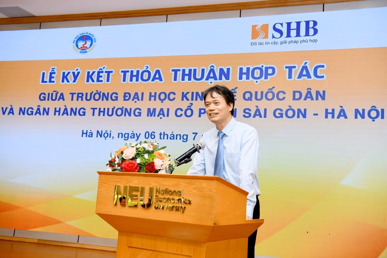 Giáo sư, Tiến sĩ Phạm Hồng Chương - Hiệu trưởng Trường Đại học Kinh tế Quốc dân kỳ vọng mối quan hệ hợp tác giữa hai bên sẽ ngày càng phát triển sâu rộng.