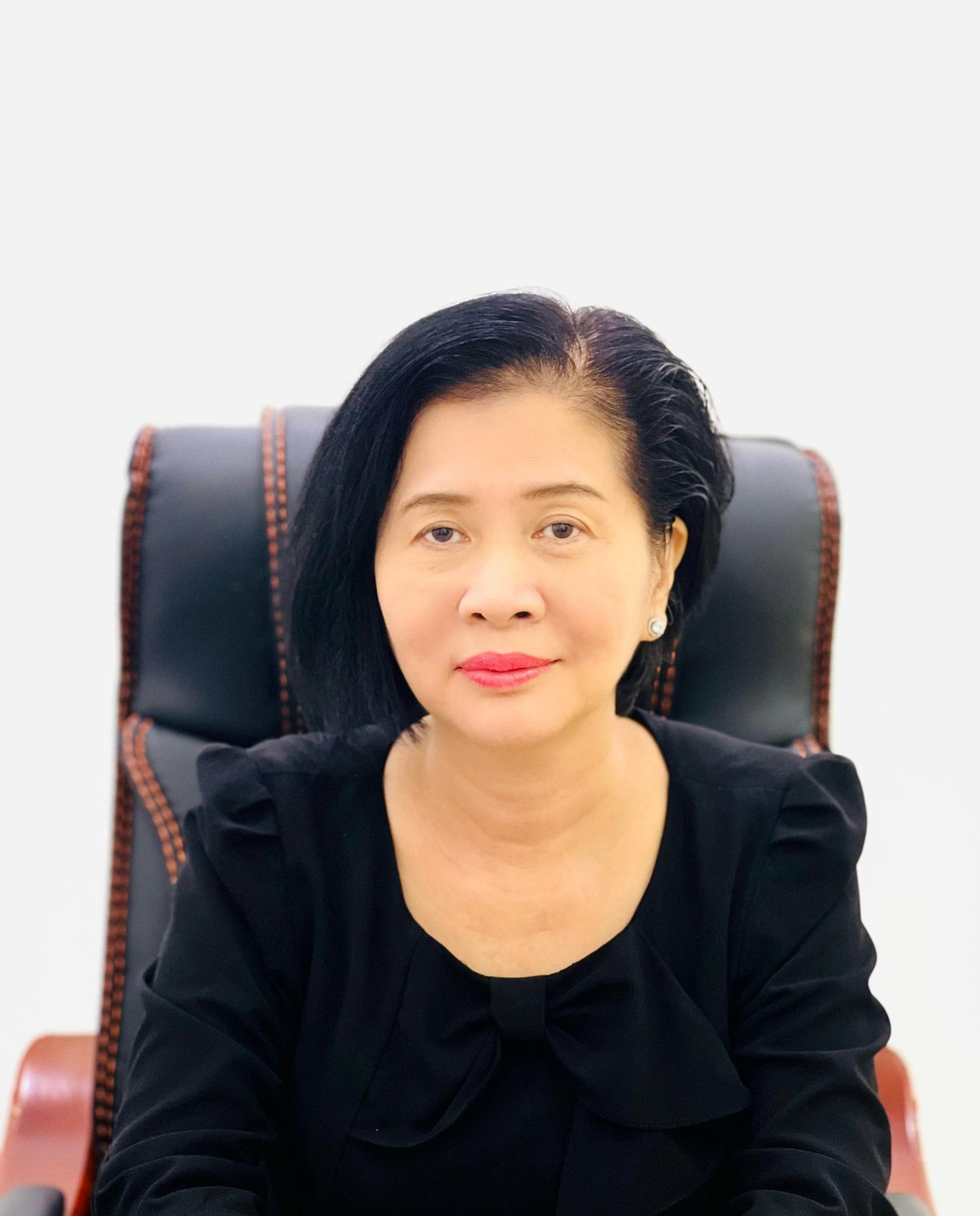 Tiến sĩ Nguyễn Kim Dung - Viện trưởng Viện Khoa học Giáo dục Nam Việt. Ảnh:NVCC
