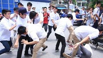 Nạn bạo lực trong học sinh, nơi trường học ngày càng tăng và phức tạp hơn. Ảnh minh hoạ: Infonet.vn