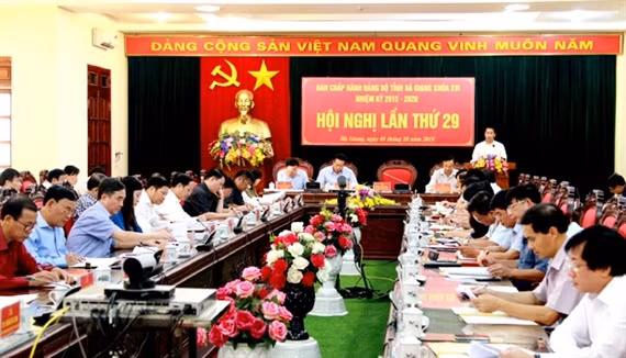 Cô em gái của ông Triệu Tài Vinh…kỳ lạ thật! ảnh 2