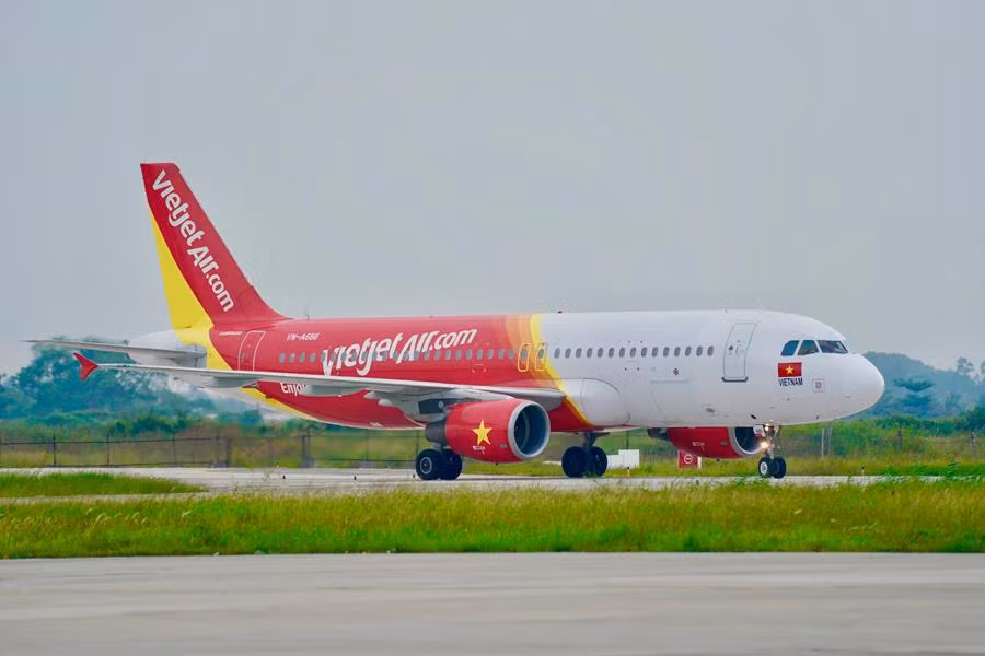 Chịu ảnh hưởng của bão Faxai một số chuyến bay của Vietjet thay đổi thời gian khởi hành. Chịu ảnh hưởng của bão Faxai một số chuyến bay của Vietjet thay đổi thời gian khởi hành.