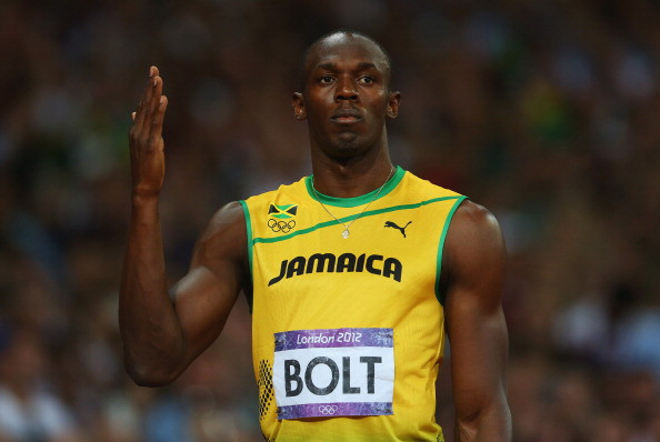 Usain Bolt đã đi vào lịch sử khi anh trở thành VĐV Điền kinh nam đầu tiên bảo vệ thành công chức vô địch ở 2 đường chạy 100m và 200m ở Olympic. Usain Bolt đã đi vào lịch sử khi anh trở thành VĐV Điền kinh nam đầu tiên bảo vệ thành công chức vô địch ở 2 đường chạy 100m và 200m ở Olympic.