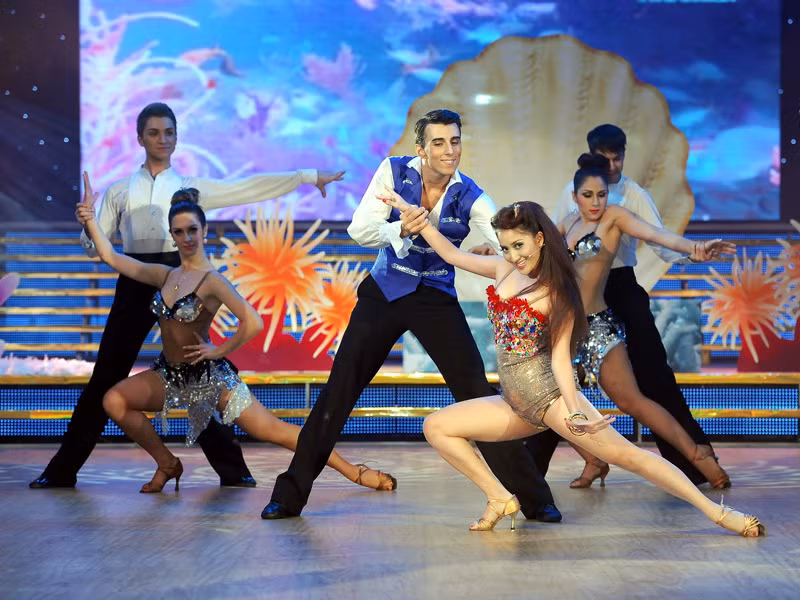Khánh Thi xinh đẹp, quyến rũ trên sàn nhảy của BNHV 2012 Khánh Thi xinh đẹp, quyến rũ trên sàn nhảy của BNHV 2012