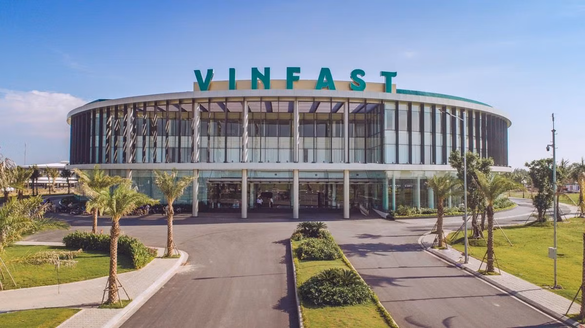 VinFast sẽ hợp tác cùng Kreisel Electric để phát triển giải pháp pin cho các dòng ô tô điện ra mắt trong năm 2020. VinFast sẽ hợp tác cùng Kreisel Electric để phát triển giải pháp pin cho các dòng ô tô điện ra mắt trong năm 2020.