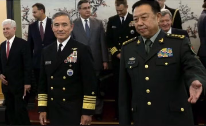 Ngày 3 tháng 11 năm 2015, tại Bắc Kinh, Tư lệnh Bộ Tư lệnh Thái Bình Dương, Đô đốc Harry Harris hội kiến với Phó Chủ tịch Quân ủy Trung ương Phạm Trường Long
