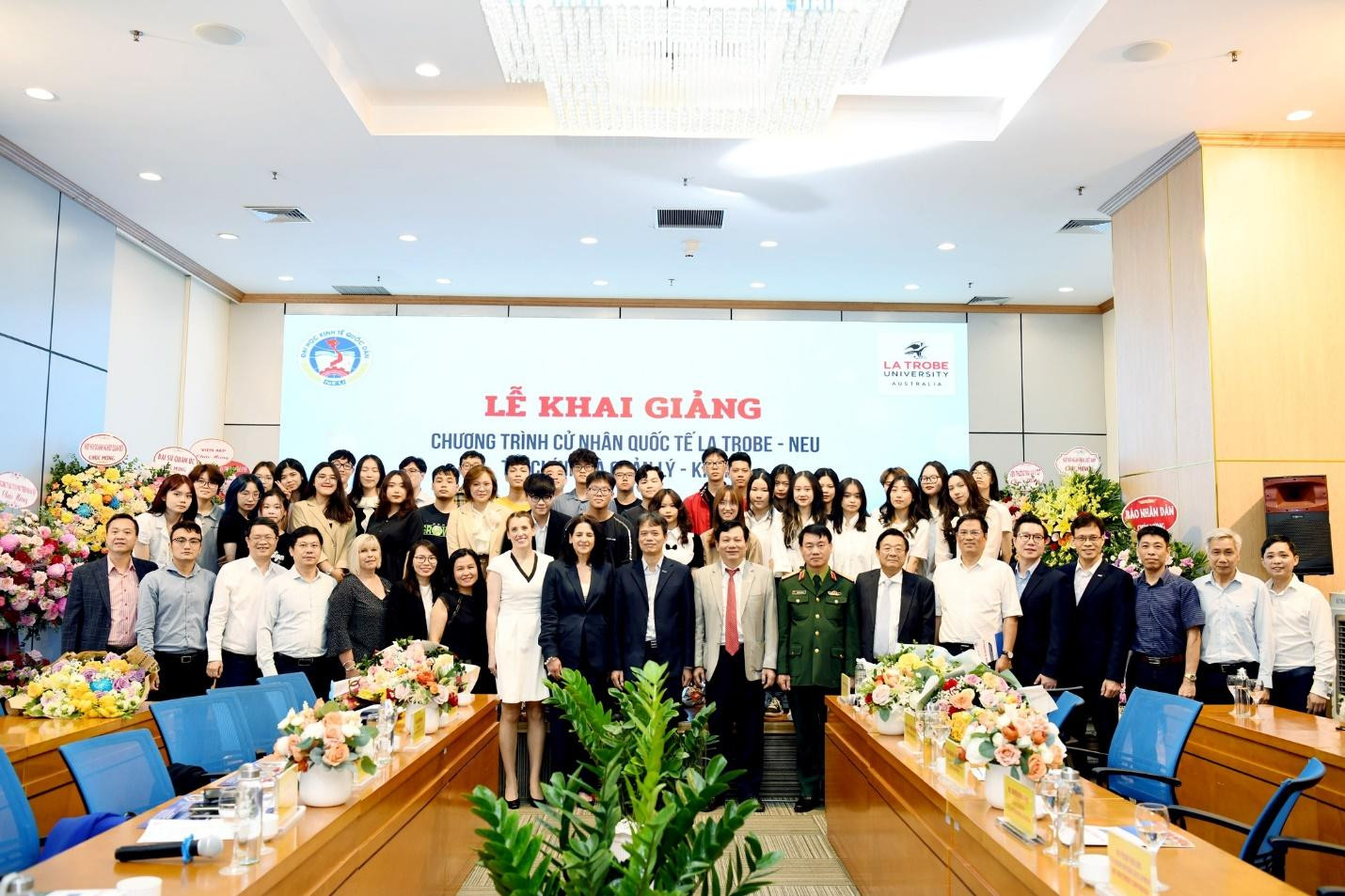 Khai giảng khóa 1 chương trình