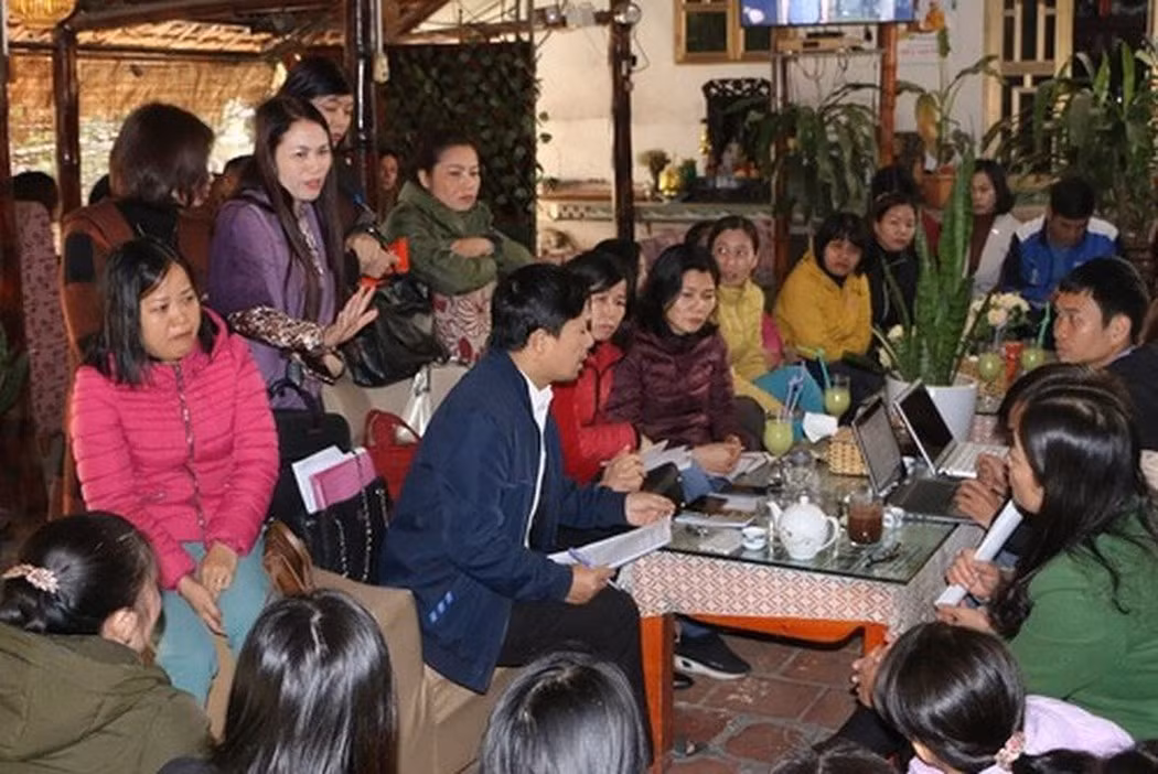 Hàng ngàn giáo viên vẫn canh canh nỗi lo mất việc (Ảnh : Trinh Phúc)