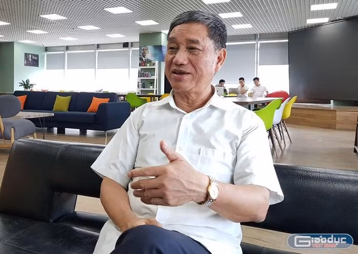 Tiến sĩ Lê Hồng Sơn chia sẻ, có tiêu cực trong chuyện đánh giá của hội đồng.