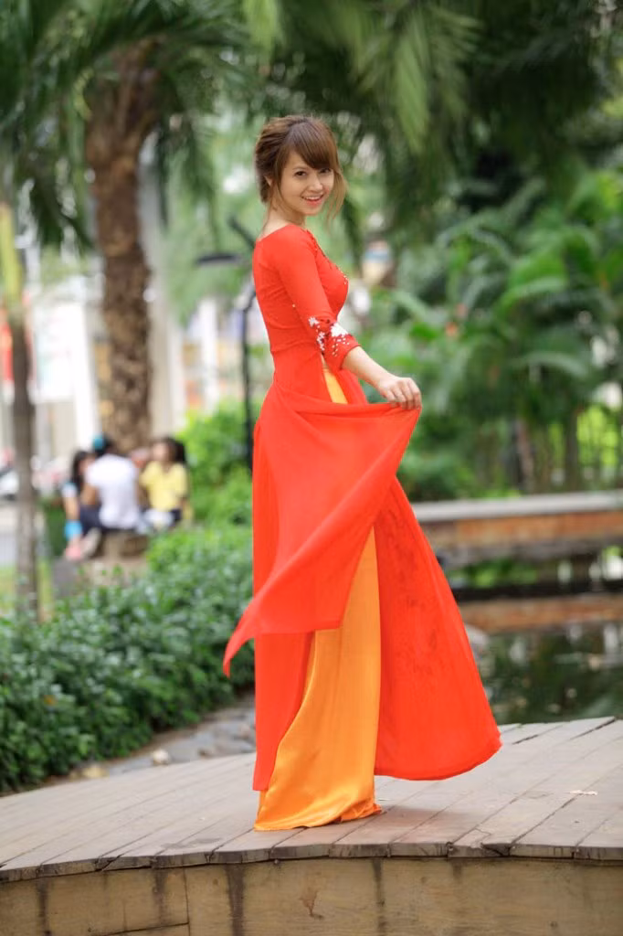 Macy còn đam mê tất cả những gì thuộc về lĩnh vực nghệ thuật, đặc biệt nhất là thời trang, hội họa, nhiếp ảnh, đóng phim, vũ đạo và cả du lịch. >> HOA KHÔI CÁC TRƯỜNG ĐẠI HỌC >> NGÔI SAO HỌC ĐƯỜNG