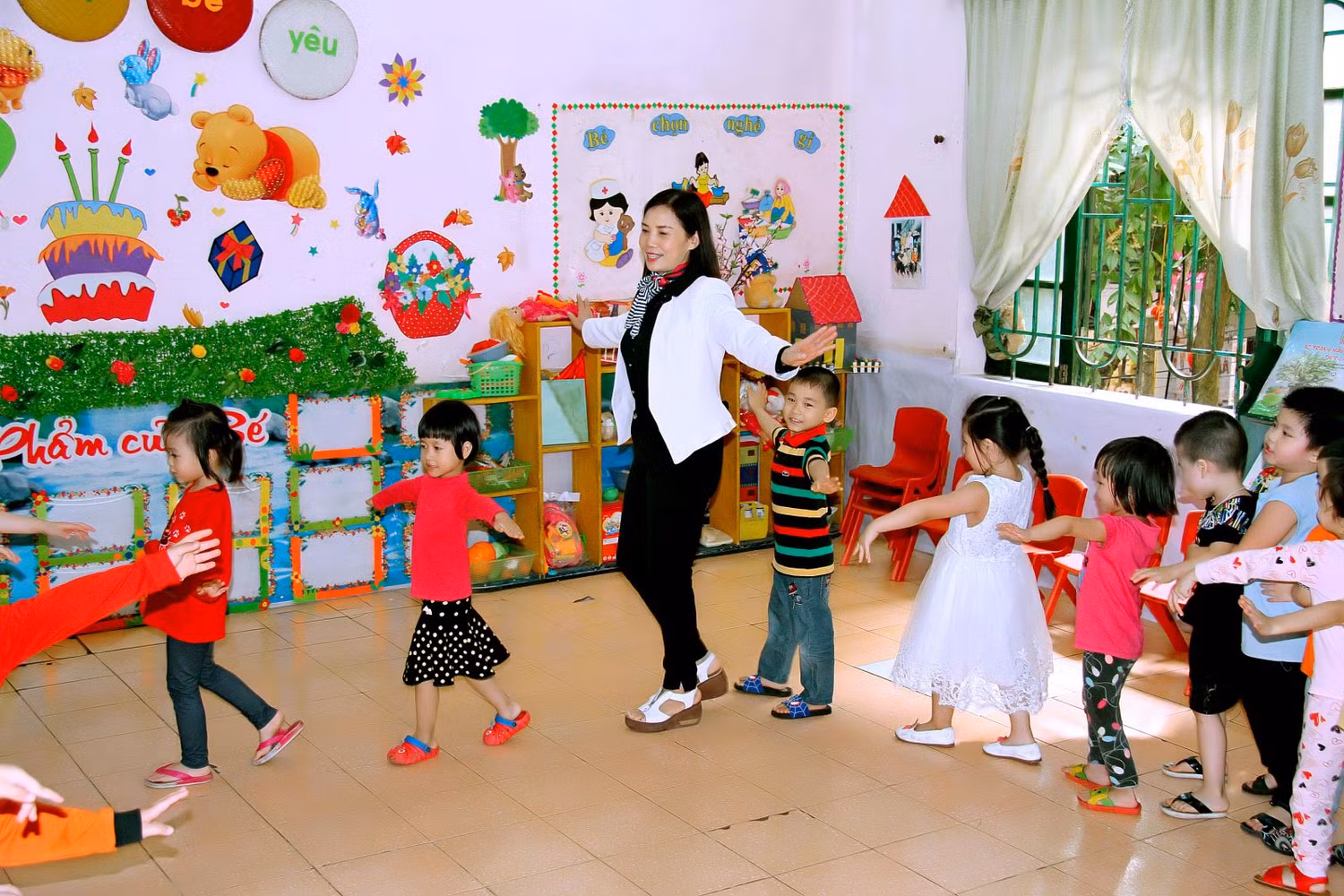 Quận Bình Tân không tuyển giáo viên hệ trung cấp, cao đẳng là đúng ảnh 2