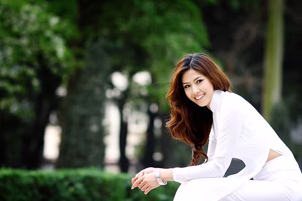 >> Xem thêm: 'Thái Phiên mời Nguyễn Thị Loan chụp nude, thu 100 tỷ đồng...' >> Xem thêm: 'Thái Phiên mời Nguyễn Thị Loan chụp nude, thu 100 tỷ đồng...'