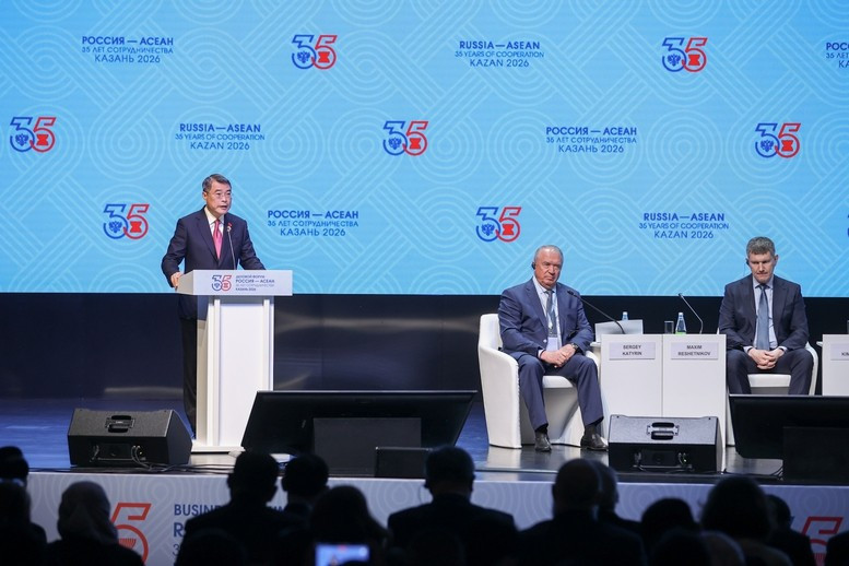 Trên cơ sở những tiềm năng và tính bổ trợ giữa ASEAN và Liên bang Nga, Thủ tướng chia sẻ một số định hướng hợp tác trọng tâm trong thời gian tới. Ảnh: VGP/Nhật Bắc